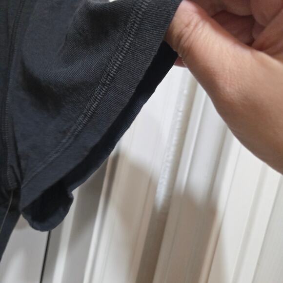 AG Adriano Goldschmied Black Ted T-Shirt Size Medium - Picture 7 of 10